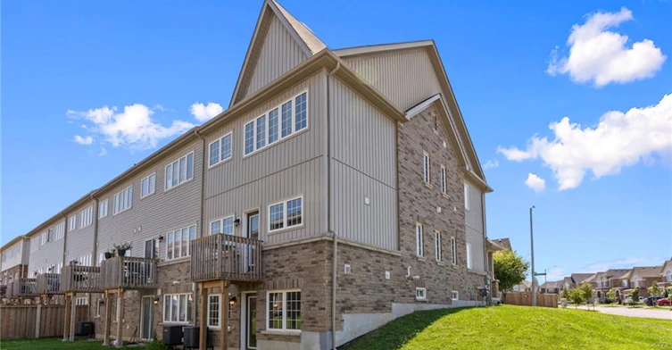 4042 Maitland Street, Lincoln, ON, L3J 0R6 - 23