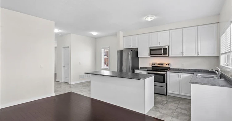 4042 Maitland Street, Lincoln, ON, L3J 0R6 - 12