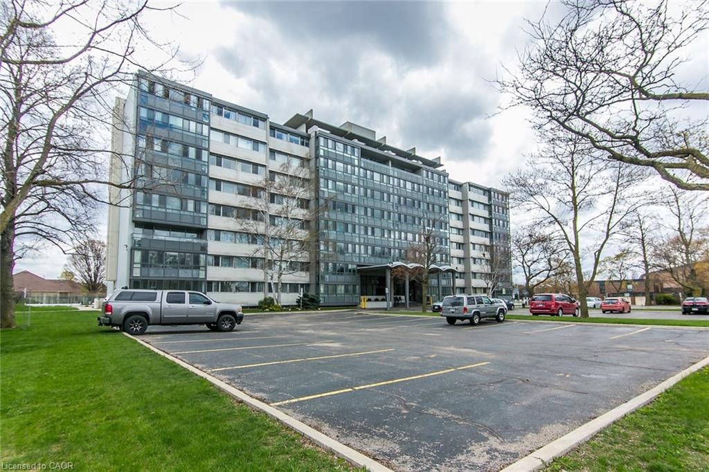 402-24 Midland Drive, Kitchener, ON, N2A 2A8