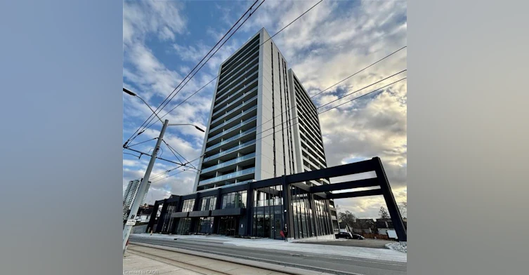 912-741 King Street W, Kitchener, ON, N2G 1E5