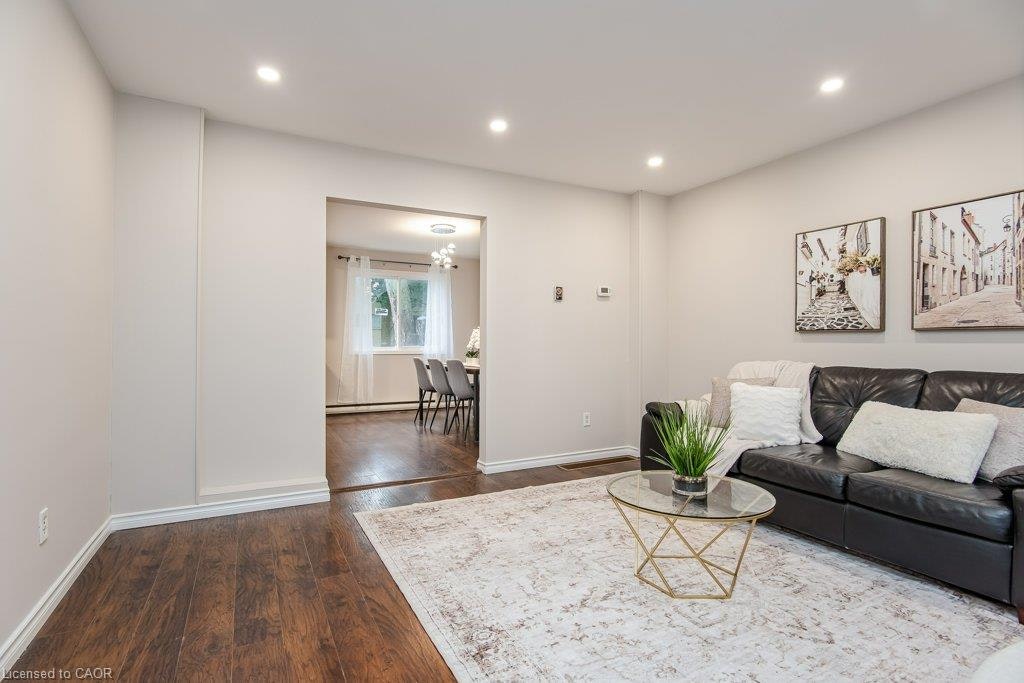 A-185 Cedarvale Crescent, Waterloo, ON, N2L 4T3 - 5