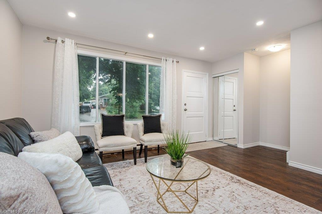 A-185 Cedarvale Crescent, Waterloo, ON, N2L 4T3 - 8