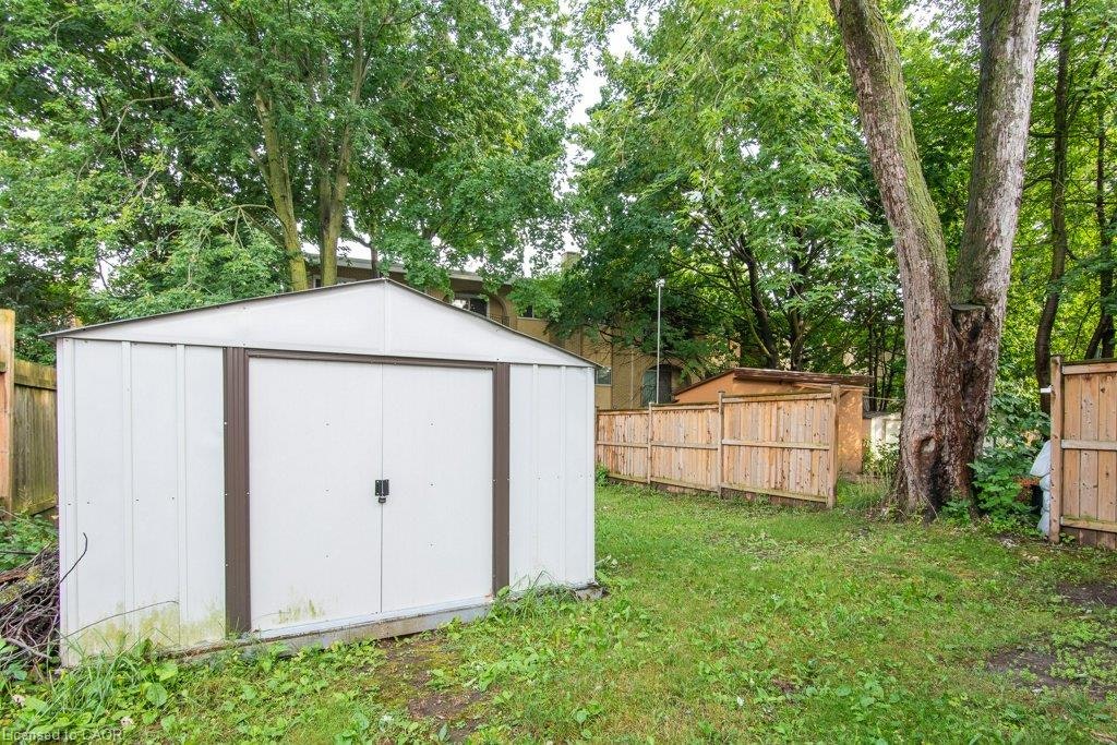 A-185 Cedarvale Crescent, Waterloo, ON, N2L 4T3 - 39