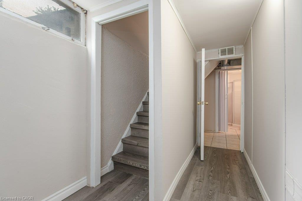 A-185 Cedarvale Crescent, Waterloo, ON, N2L 4T3 - 28