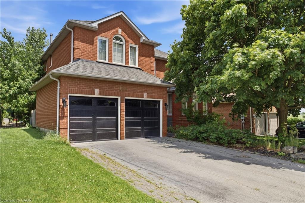 131 Huntingwood Avenue, Hamilton, ON, L9H 6X5