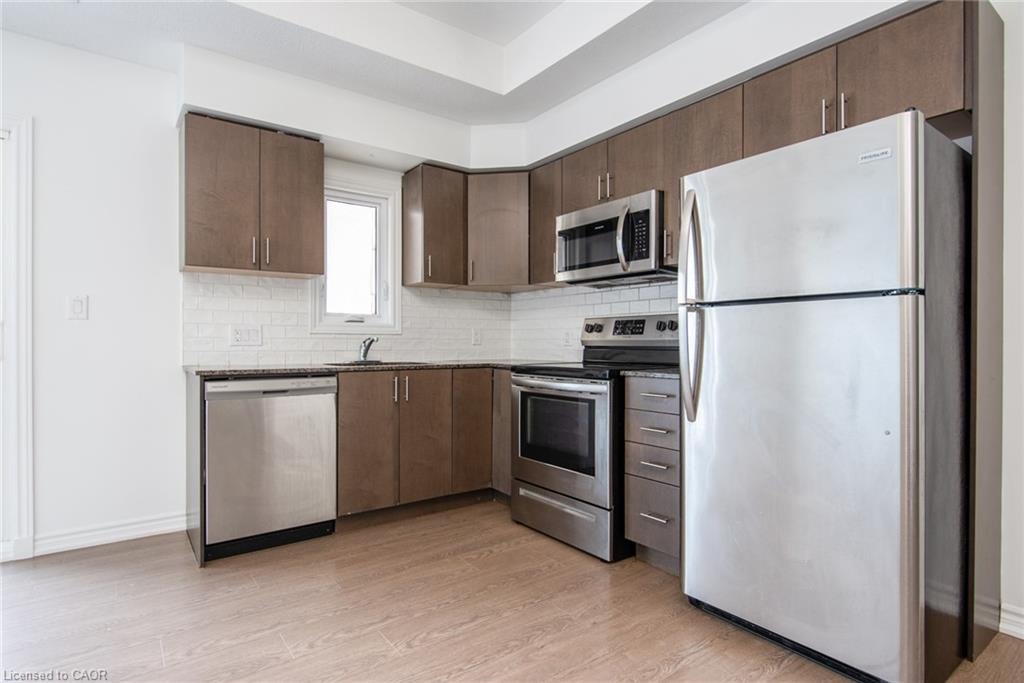 31B-1430 Highland Road W, Kitchener, ON, N2N 0C3 - 10
