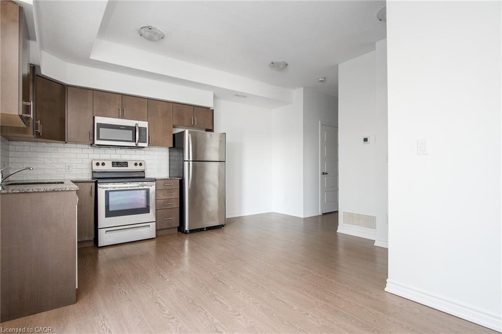 31B-1430 Highland Road W, Kitchener, ON, N2N 0C3 - 8