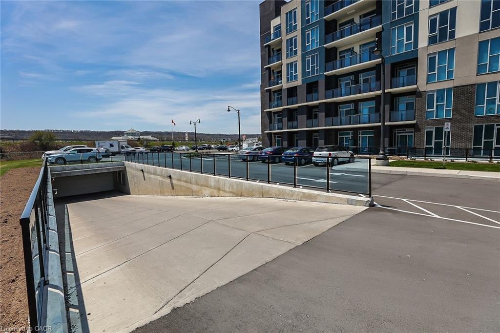 634-16 Concord Place, Grimsby, ON, L3M 0J1 - 15