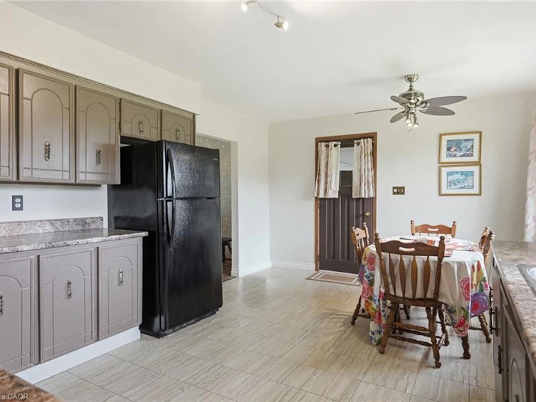 1408 Edgewood Road, Hamilton, ON, L8N 2Z7 - 13