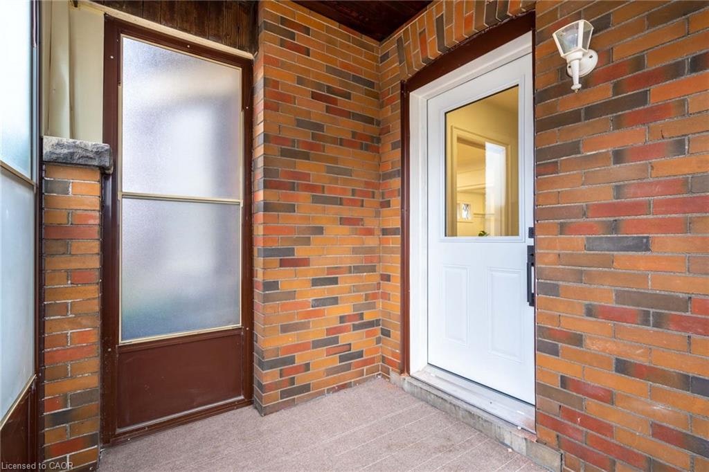 UPPER-40 Delaware Avenue, Hamilton, ON, L8M 1T4 - 3