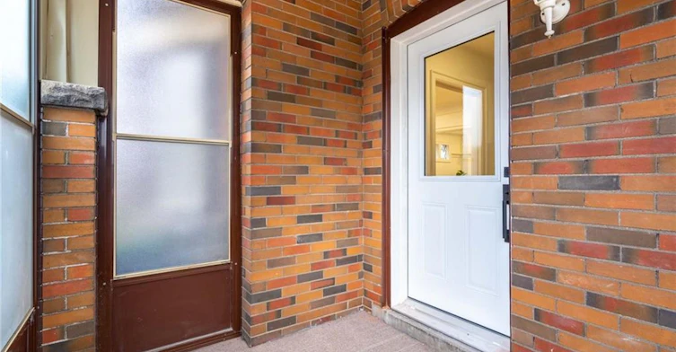 UPPER-40 Delaware Avenue, Hamilton, ON, L8M 1T4 - 3