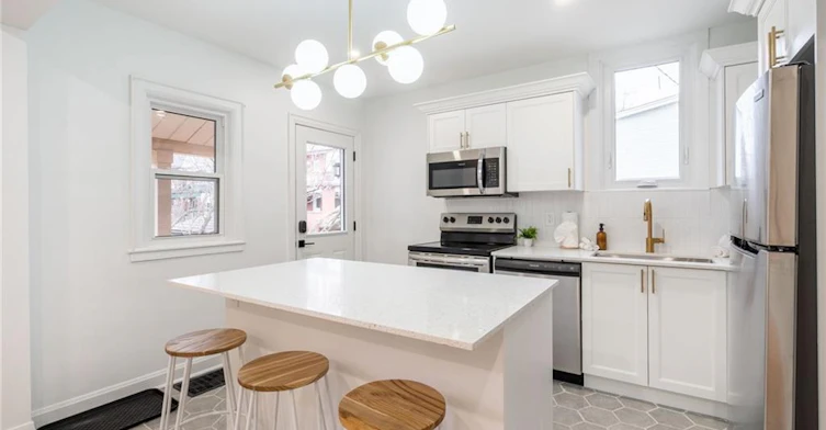 UPPER-40 Delaware Avenue, Hamilton, ON, L8M 1T4 - 10