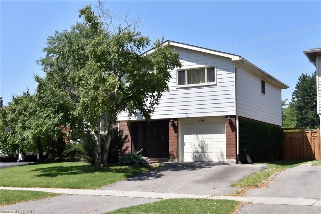 4391 Bennett Road, Burlington, ON, L7L 1Y5
