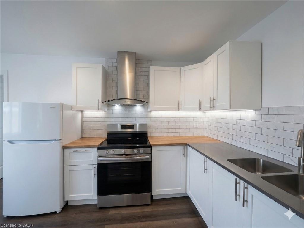 2-56 Skylark Drive, Hamilton, ON, L9A 4Y3