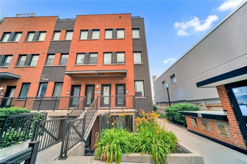 29-869 Wilson Avenue, Toronto, ON, M3K 0A4