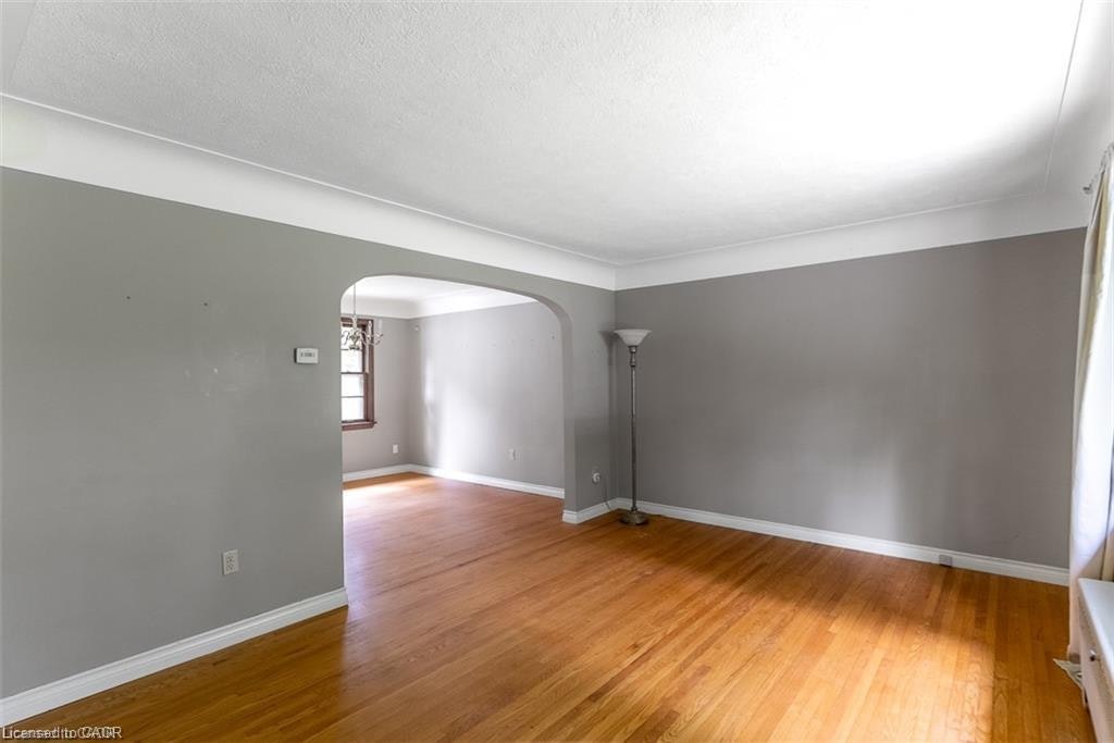 218 5th Concession Road E, Hamilton, ON, L8B 1K5 - 3