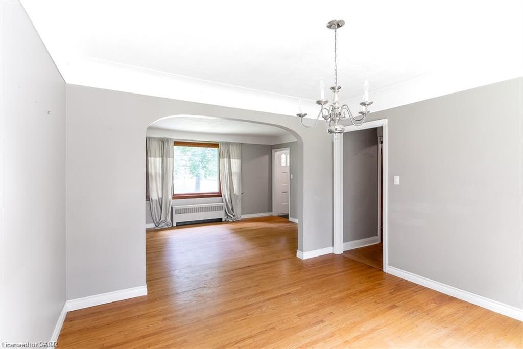 218 5th Concession Road E, Hamilton, ON, L8B 1K5 - 9