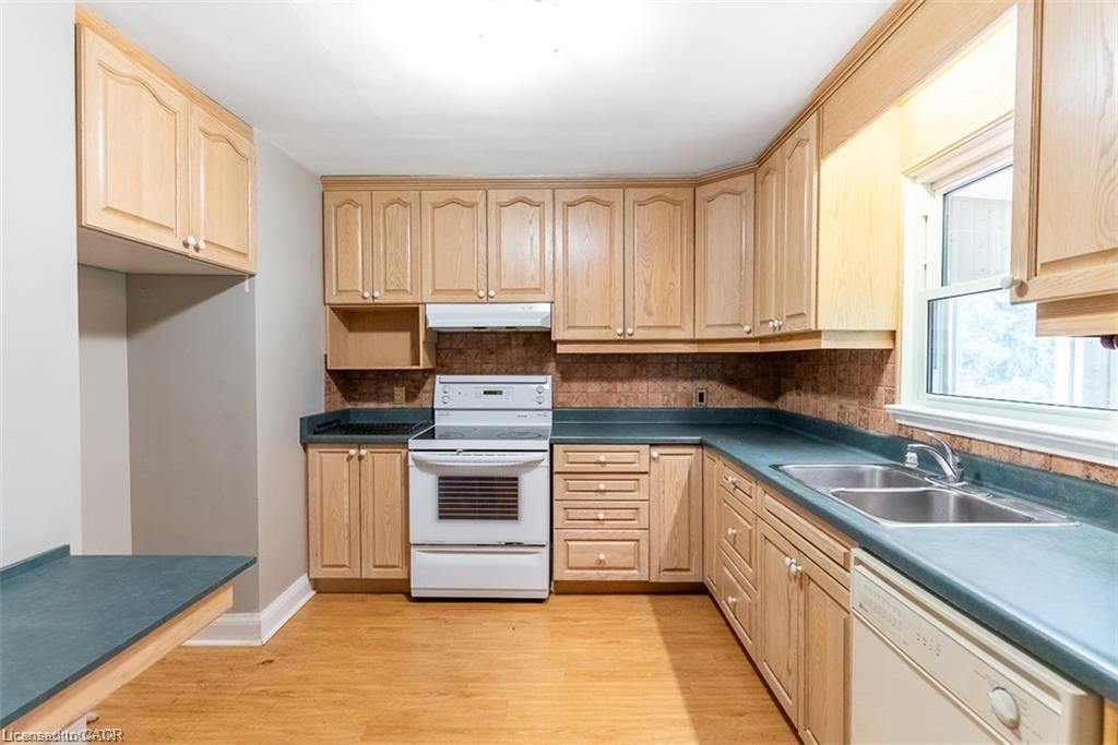 218 5th Concession Road E, Hamilton, ON, L8B 1K5 - 11