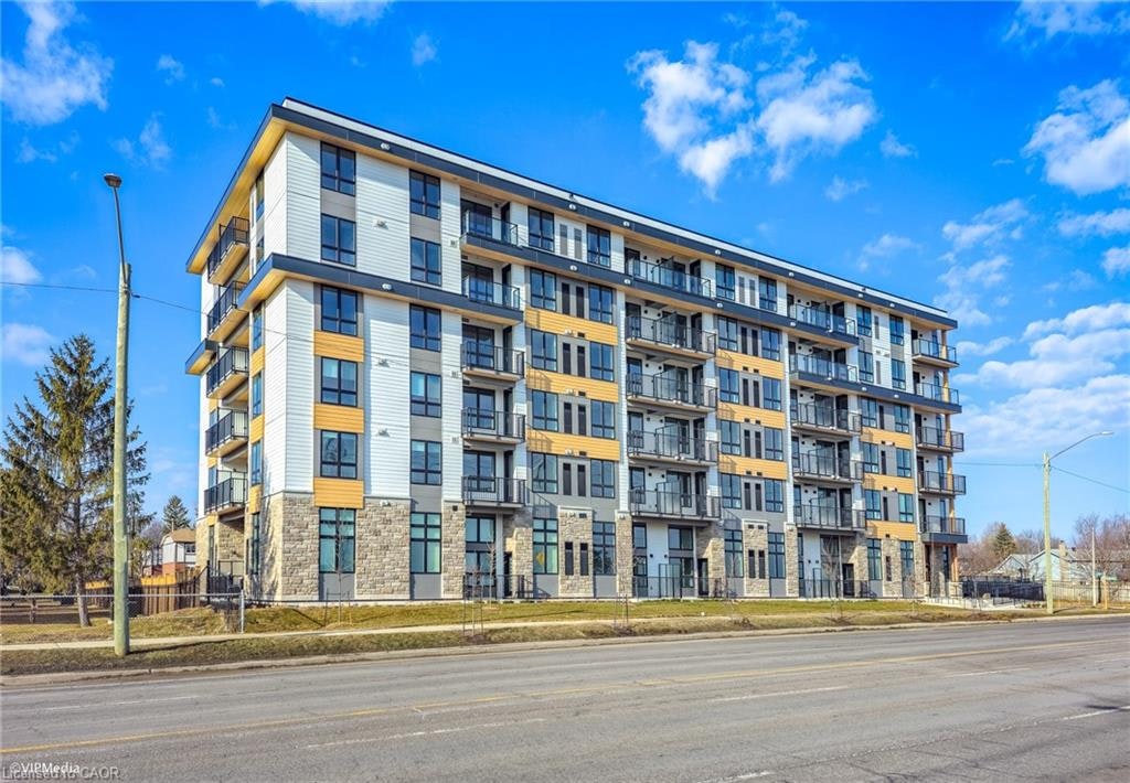 308-101 Golden Eagle Road, Waterloo, ON, N2V 0H4