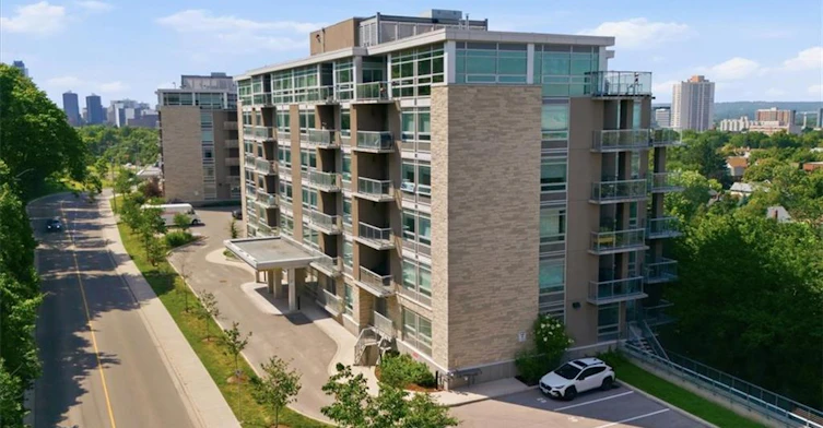 203-467 Charlton Avenue E, Hamilton, ON, L8N 0B3