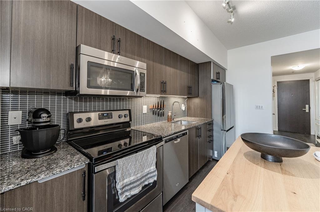 227-65 Speers Road, Oakville, ON, L6K 0J1 - 12