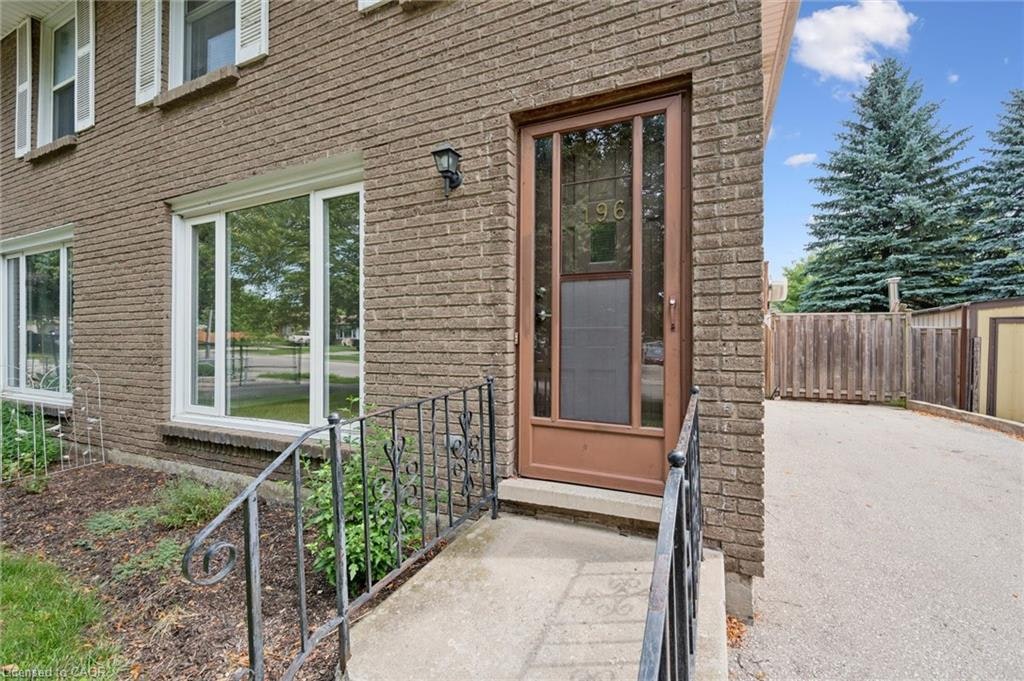 196 The Greenway, Cambridge, ON, N1R 6L9 - 4