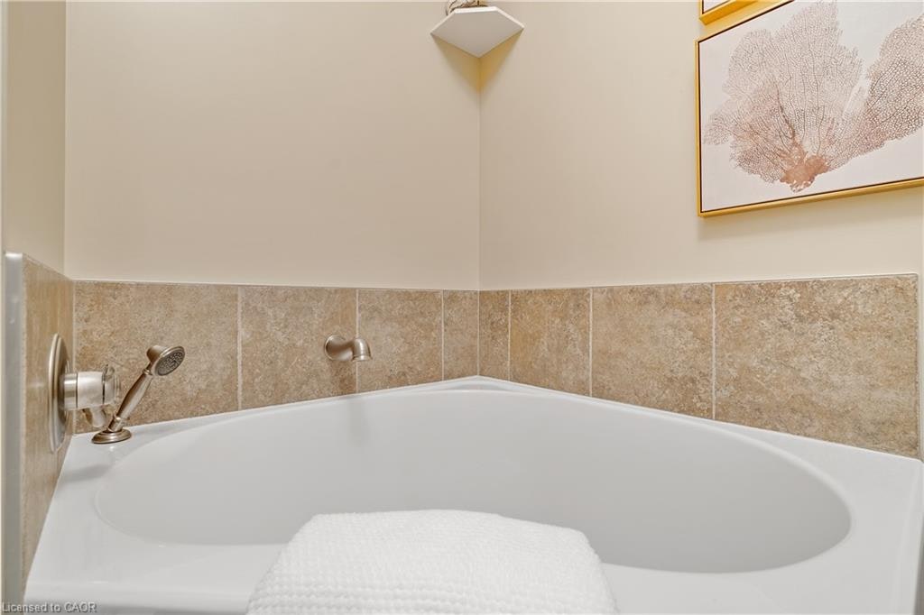 Main Flr-107 Catharine Street S, Hamilton, ON, L8N 2J5 - 17
