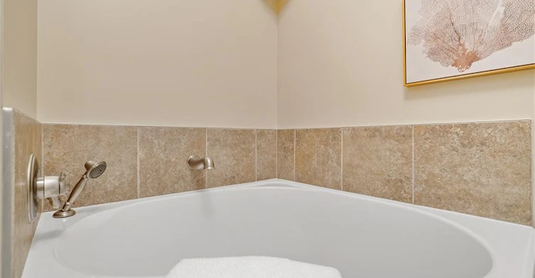 Main Flr-107 Catharine Street S, Hamilton, ON, L8N 2J5 - 17