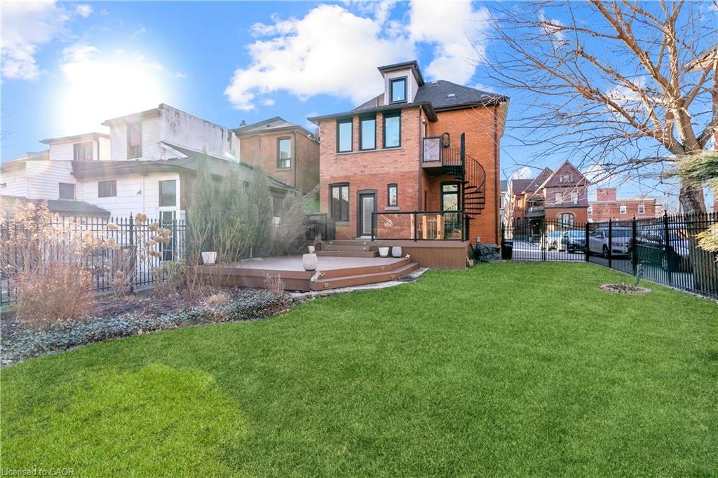 Main Flr-107 Catharine Street S, Hamilton, ON, L8N 2J5 - 18