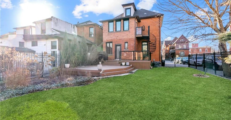 Main Flr-107 Catharine Street S, Hamilton, ON, L8N 2J5 - 18