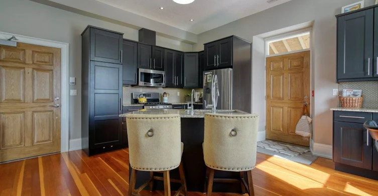 201-69 Wellington Street, Cambridge, ON, N1R 3Y6 - 2