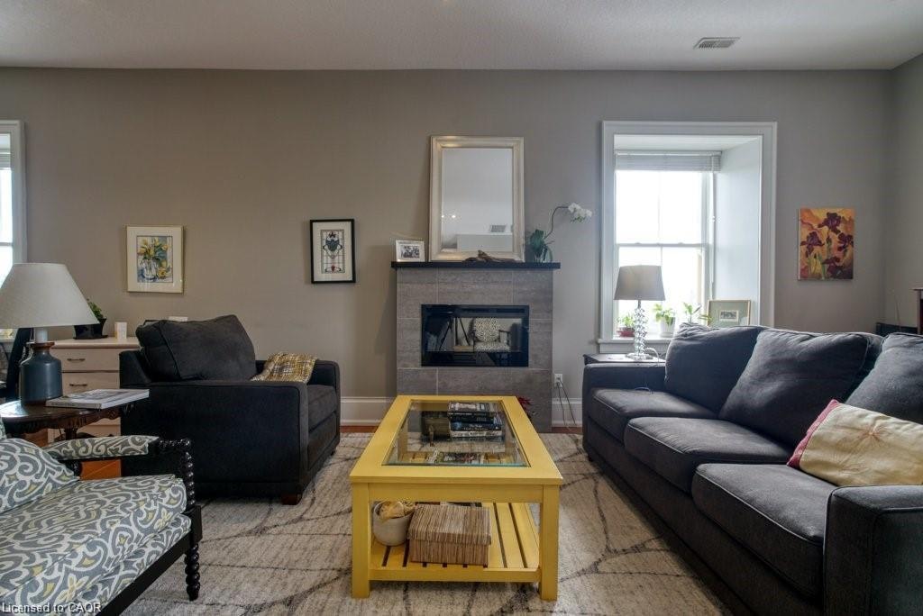 201-69 Wellington Street, Cambridge, ON, N1R 3Y6 - 5