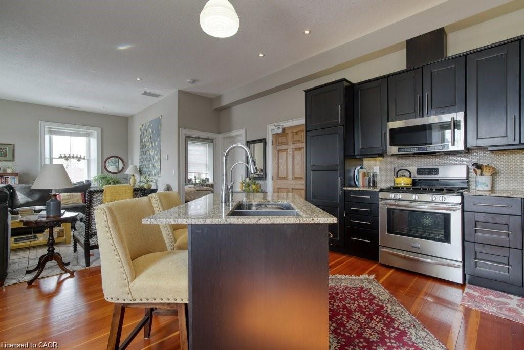 201-69 Wellington Street, Cambridge, ON, N1R 3Y6 - 3