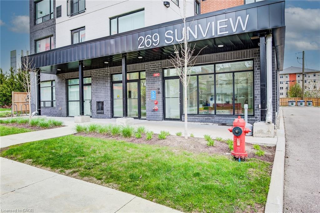 205-269 Sunview Street, Waterloo, ON, N2L 3V8