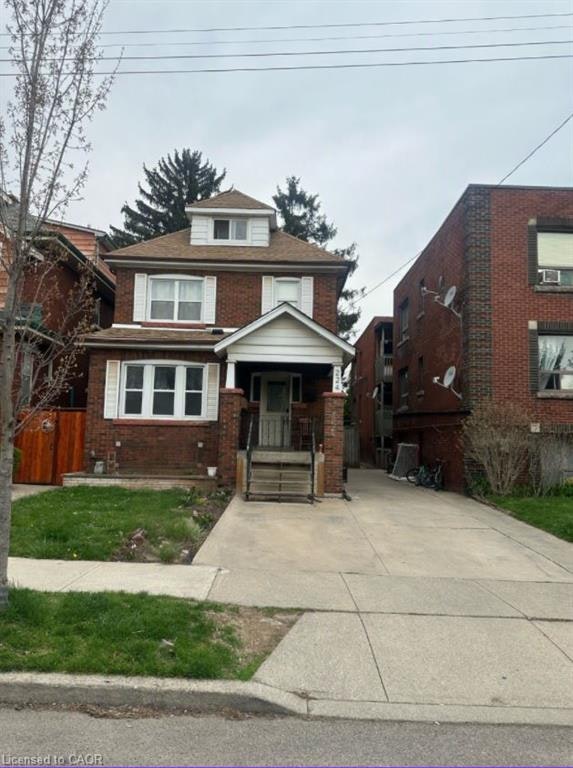 Lower-224 Park Row S, Hamilton, ON, L8K 2K5