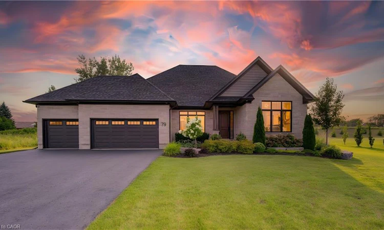 79 Sunset Hills Crescent