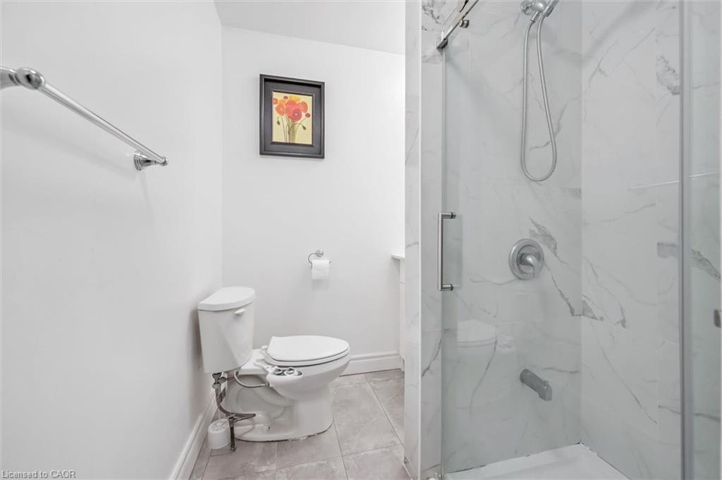 178 Westcourt Place, Waterloo, ON, N2L 2R7 - 22