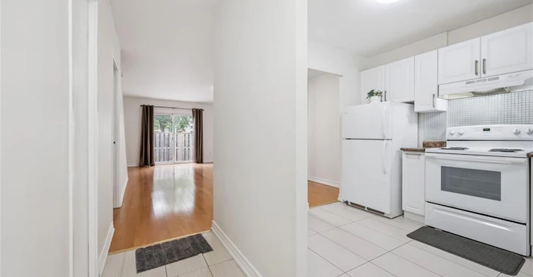 178 Westcourt Place, Waterloo, ON, N2L 2R7 - 5