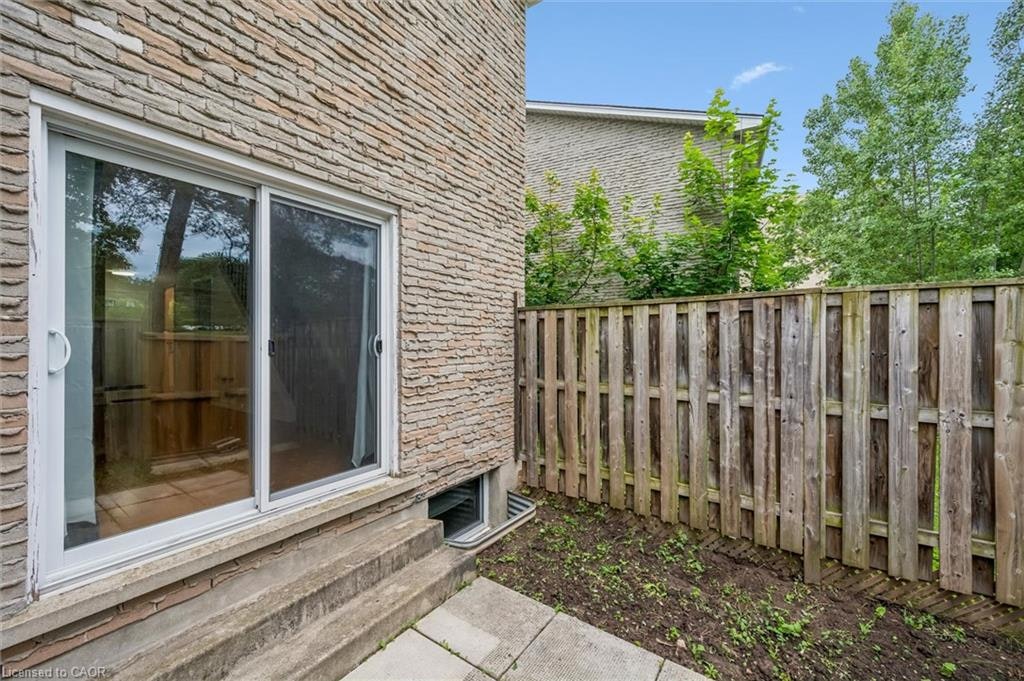 178 Westcourt Place, Waterloo, ON, N2L 2R7 - 37