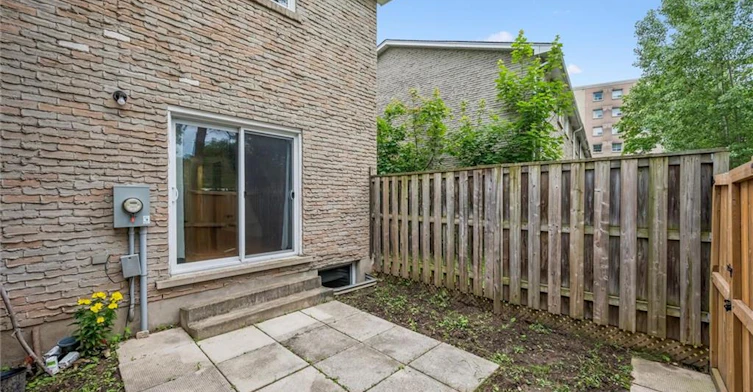 178 Westcourt Place, Waterloo, ON, N2L 2R7 - 35