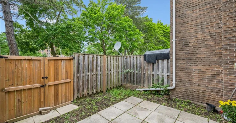 178 Westcourt Place, Waterloo, ON, N2L 2R7 - 33