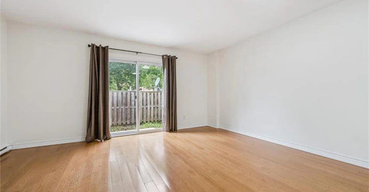 178 Westcourt Place, Waterloo, ON, N2L 2R7 - 8