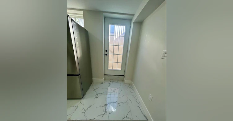 8702 Chickory Trail, Niagara Falls, ON, L2H 2Y6 - 5