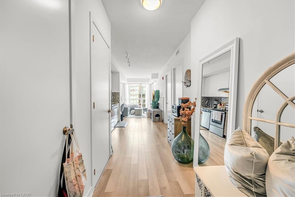 B318-5240 Dundas Street, Burlington, ON, L7L 0J6 - 3