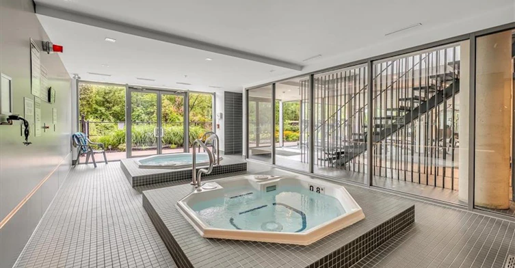 B318-5240 Dundas Street, Burlington, ON, L7L 0J6 - 29