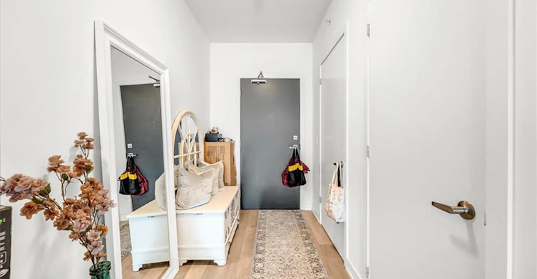 B318-5240 Dundas Street, Burlington, ON, L7L 0J6 - 4