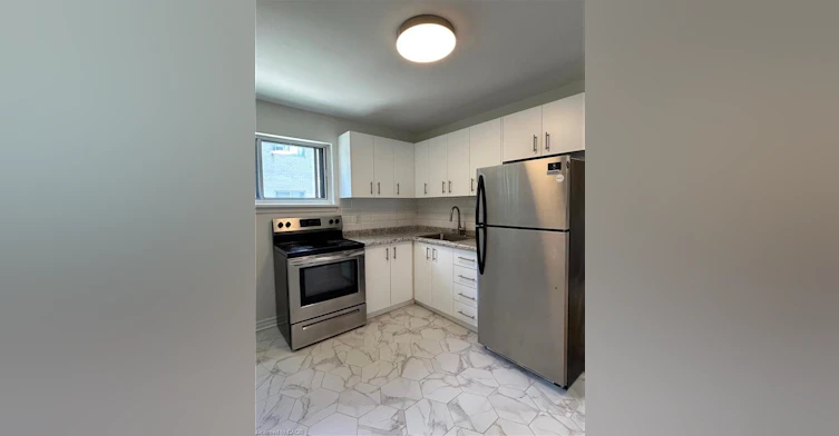 14-108 Creighton Road, Hamilton, ON, L9H 3C1 - 7