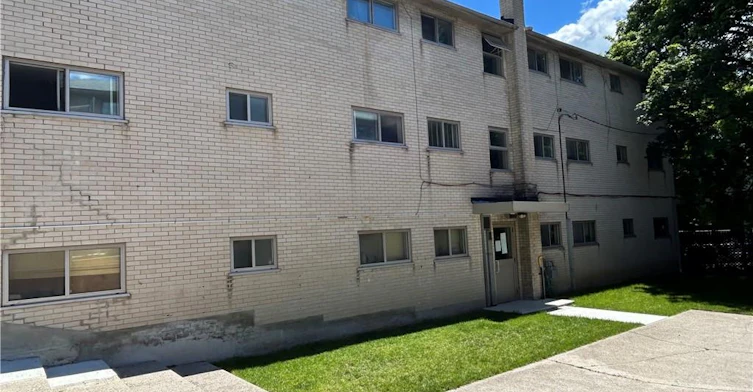 14-108 Creighton Road, Hamilton, ON, L9H 3C1 - 30