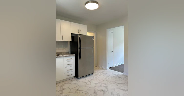 14-108 Creighton Road, Hamilton, ON, L9H 3C1 - 5