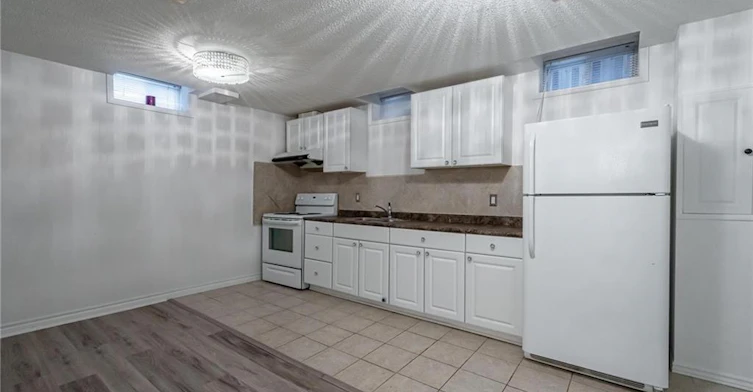 2-30 Richview Drive, Hamilton, ON, L9B 2V6
